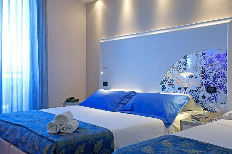 Hotel Krone Лидо-ди-Классе