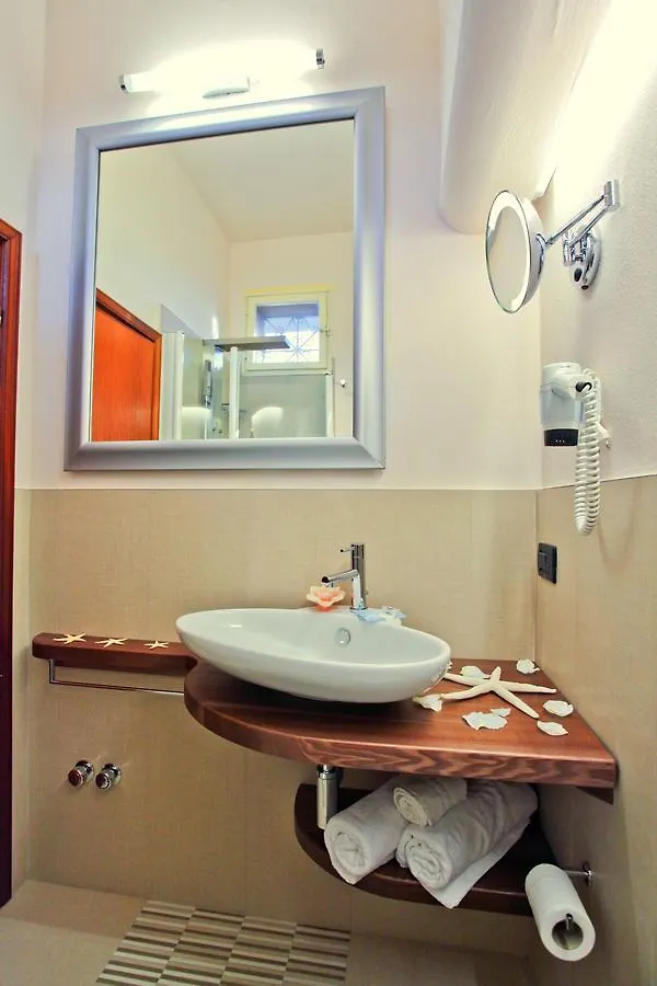 Hotel Krone Лидо-ди-Классе Италия