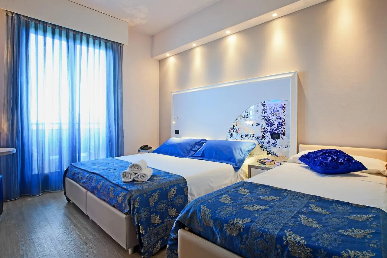 ***  Hotel Krone Лидо-ди-Классе Италия
