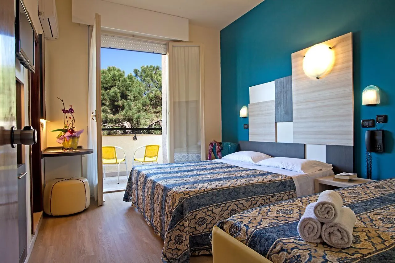 Hotel Krone Лидо-ди-Классе