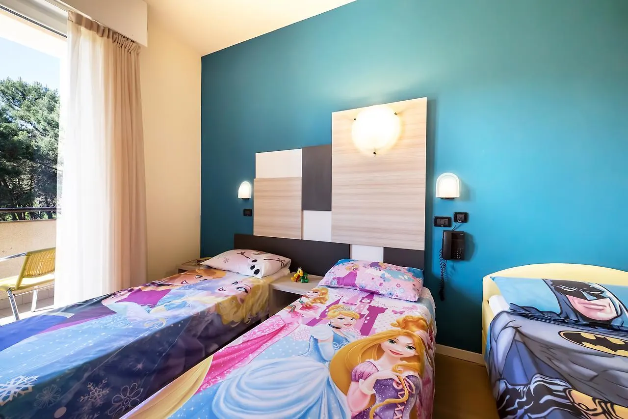 Hotel Krone Лидо-ди-Классе